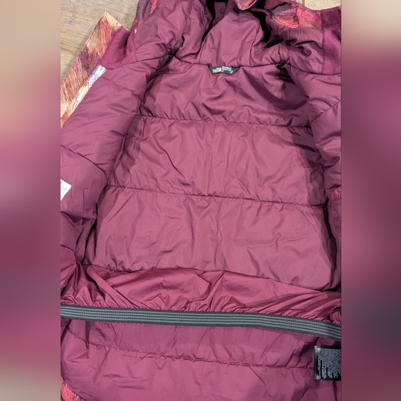 The North Face Girls Ski Jacket - Picture 4 of 5